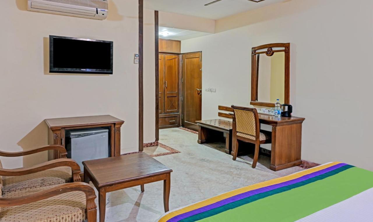Itsy Hotels Auzone & Spa Чандигарх Экстерьер фото